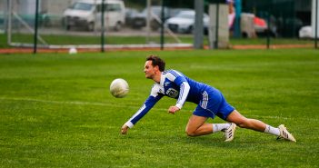 Schwanbombers setzen sich an die Tabellenspitze